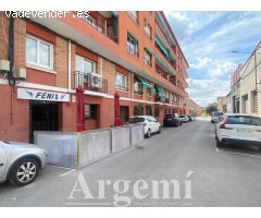 LOCAL EN PLENO FUNCIONAMIENTO