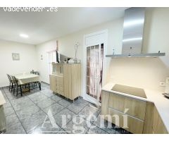 Casa adosada en venta en Caldes de Montbui