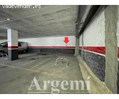 Plaza de garaje en el centro de Palau-solità i Plegamans