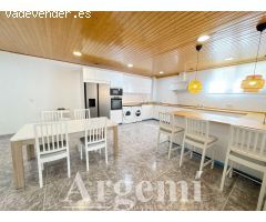 Espectacular Chalet Unifamilar en Lliçà dAmunt