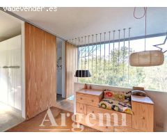 Exclusiva casa moderna en Sant Quirze Safaja - Diseño y naturaleza