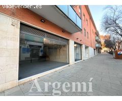 Local comercial en el centro de Palau-solità i Plegamans