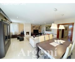 Casa en venta en Palau-solità i Plegamans