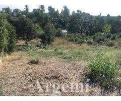 SOLEADA Y AMPLIA PARCELA PARA CONSTRUIR