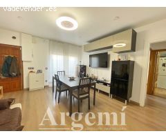VENTA PISO EN PALAU SOLITA I PLEGAMANS
