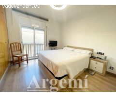 VENTA PISO EN PALAU SOLITA I PLEGAMANS