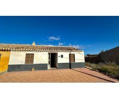 Casa de campo en Los Cánovas Fuente Álamo