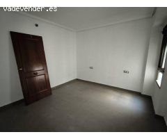 Piso en Venta en Valencia de las Torres, Valencia