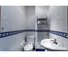 Piso independiente en venta en el centro de Marchena — 183 m² con cochera y azotea privada