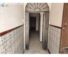 ESTUPENDA CASA EN UNA BUENA ZONA DE LA RODA DE ANDALUCIA