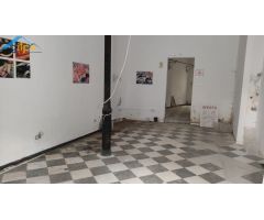 Estupendo local en pleno centro de Marchena.
