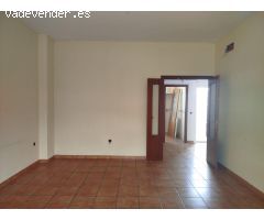CASA ADOSADA EN AGUADULCE A MUY BUEN PRECIO