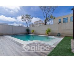 CHALET EN MARCHENA TOTALMENTE NUEVO