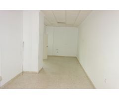 SE ALQUILA LOCAL COMERCIAL EN TRAVESÍA SAN IGNACIO