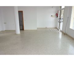 SE ALQUILA LOCAL COMERCIAL EN TRAVESÍA SAN IGNACIO