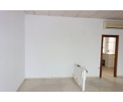 SE ALQUILA LOCAL COMERCIAL EN TRAVESÍA SAN IGNACIO