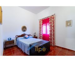 Chalet en la zona de Venta El Monje de Marchena.