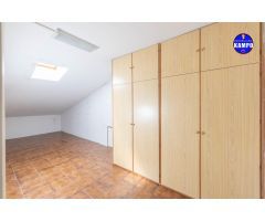 SE VENDE TRASTERO