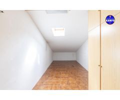 SE VENDE TRASTERO