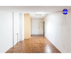 SE VENDE TRASTERO