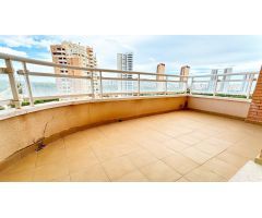 Piso en venta calle Presidente Adolfo Suárez , playa Poniete Benidorm