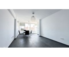 Piso en venta en Calle Ibiza , Pueblo Levante, Benidorm – con vistas al mar en zona tranquila