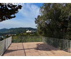 Chalet en Venta en Barcelona, Barcelona
