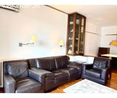 Amplio piso de 4 habitaciones con terraza junto a la Plaça Lesseps