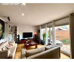 Flat in calle de Rosa Sensat, 27