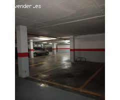 Plaza de garaje en venta junto a San Luis de los Franceses y a la calle Feria