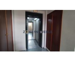 Dúplex en venta. Con una excelente ubicación, reformado y listo para entrar a vivir, amueblado, con 