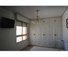 VIVIENDA DE ALQUILER EN PRIMERA LINEA DE SANTA POLA
