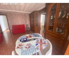 *** ESTUDIANTES ** PARA ENTRAR EN AGOSTO**  Amplio piso con 4 habitaciones, equipadas con es