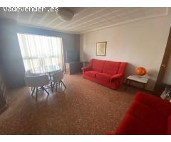 *** ESTUDIANTES ** PARA ENTRAR EN AGOSTO**  Amplio piso con 4 habitaciones, equipadas con es