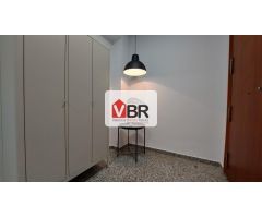 ** ESTUDIANTES ** CURSO 2025 2026. PARA ENTRAR EN SEPTIEMBRE ** MAGNIFICA VIVIENDA REFORMADA DE 5 HA