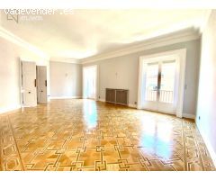 MARAVILLOSO PISO EN BARRIO SALAMANCA