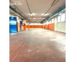 LOCAL  DIAFANO EN EDIFICIO INDUSTRIAL - 6 PLAZAS DE GARAJE INCLUIDAS EN EL PRECIO