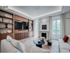 EXCLUSIVO PISO CON ELEGANCIA ATEMPORAL EN LOS RECOLETOS