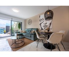 Ático moderno de 2 Dormitorios con Solarium Privado y Vistas al Lago - La Mata