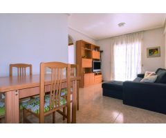 Luminoso apartamento de 2 dormitorios con terraza orientada al sureste en Torrevieja