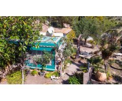 Chalet Gran Parcela en Orihuela Costa