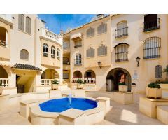 Venta Apartamento, Playa de Los Locos,  Primera línea de playa Torrevieja piscina comunitaria