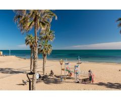 Apartamento en primera línea de playa, vistas frontales al mar