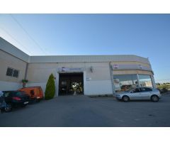 Nave industrial a la venta en ctra. de Orihuela - Bigastro en una parcela de 5.496 m2.