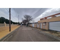 Casa independiente a la venta de 645 m2 construidos en el Alto de La Muela.