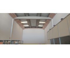 Nave Industrial en venta en calle Retama (Empresarium)