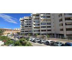 AMPLIO PISO DE DOS DORMITORIOS EN MYRAMAR PLAYA