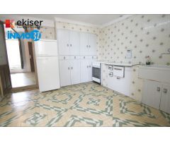 Ekiser vende casa en Calle Mayor de Cirauqui