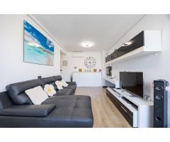 ¡FABULOSO APARTAMENTO EN UNA URBANIZACIÓN ESPECTACULAR UBICADA EN PLAYA DE PONIENTE!