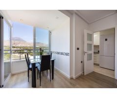 ¡FABULOSO APARTAMENTO EN UNA URBANIZACIÓN ESPECTACULAR UBICADA EN PLAYA DE PONIENTE!